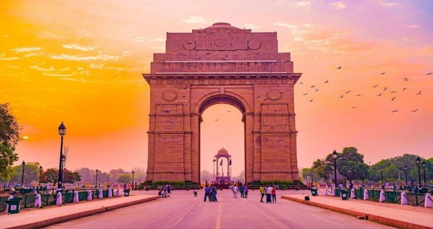 8H6M Kashmir Tulip + Agra + Delhi