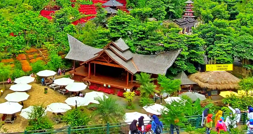 3D2N Halfboard Jakarta Bandung Muslim Private Tour (Min 4)