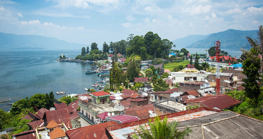 4D3N Halfboard Medan Lake Toba Parapat Tour (Min 4)