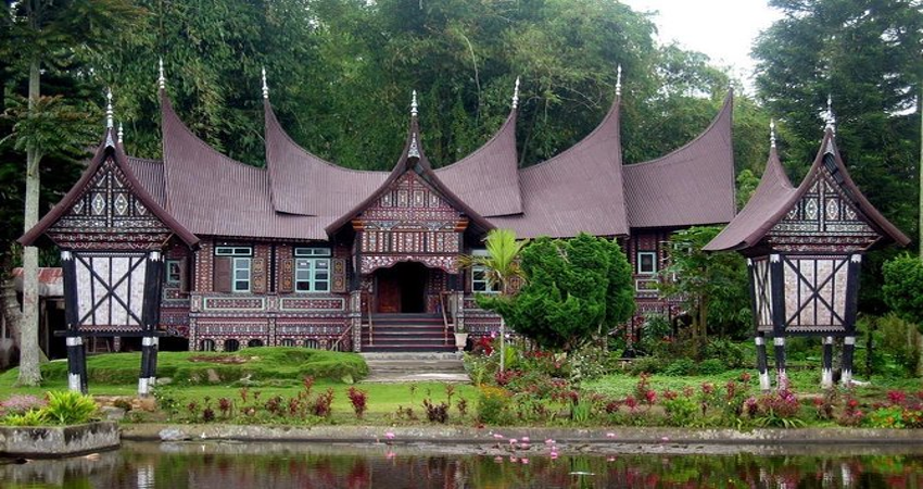 3D2N Halfboard Padang Bukit Tinggi
